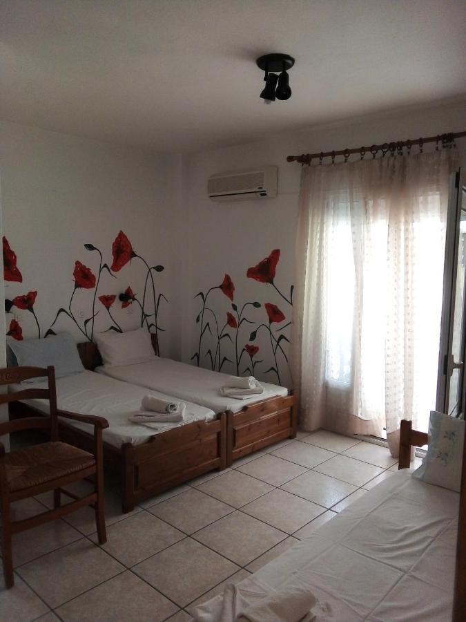 Alexandra Rooms Скала Потамияс Екстериор снимка